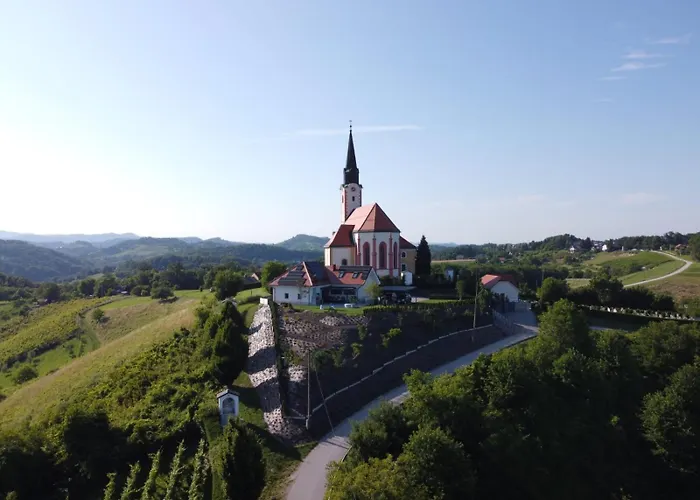 Bed & Breakfast Rezidenca Sv. Peter 3*